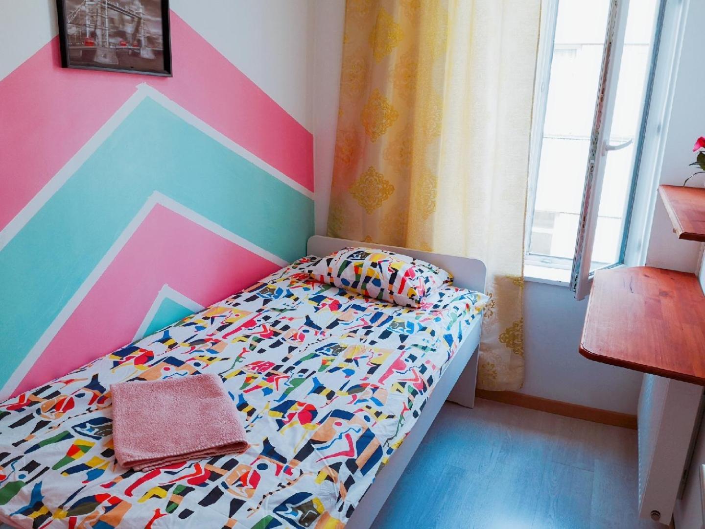 Apartamento A Private For Backpacker Share Bathroom